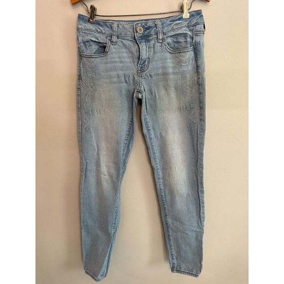 American Eagle Jegging Jeans Super Stretch Womens 4 Blue Light Wash Embroidered - Picture 1 of 8